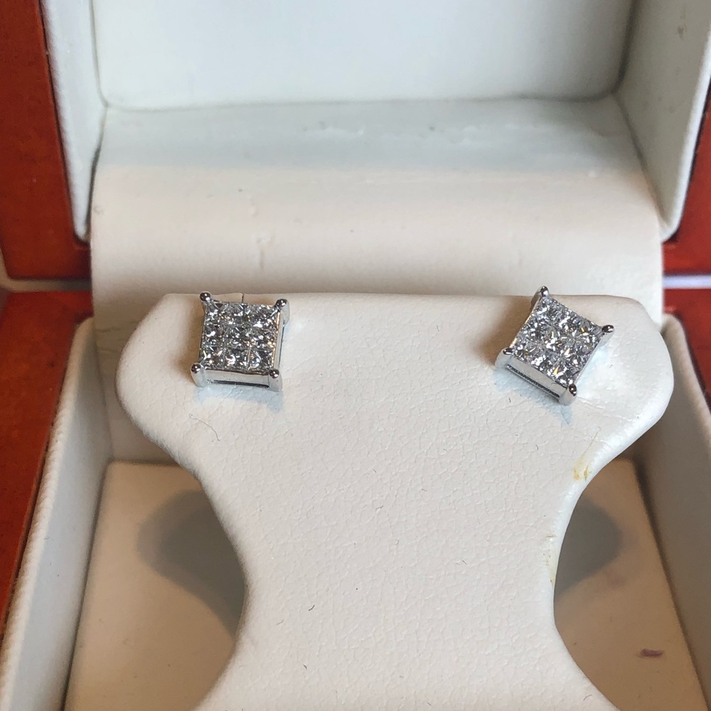 Diamond earrings